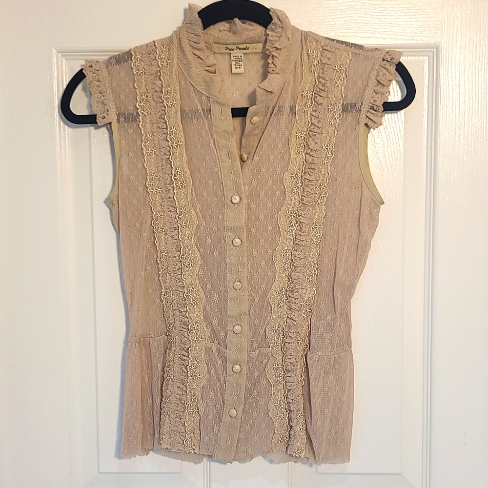 Free People Small lace top